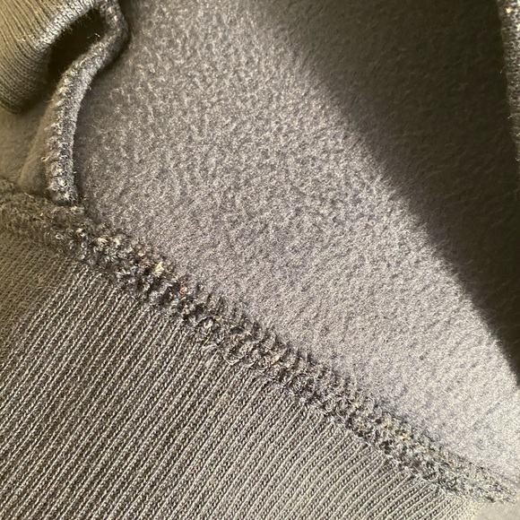 Athletic pull over - Picture 3 of 4